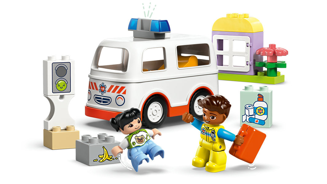 Duplo Ambulance & Driver