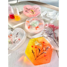 Load image into Gallery viewer, Flower Power DIY Soaps
