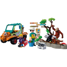 Load image into Gallery viewer, Zoo: Zookeeper With Vehicle