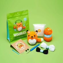 Load image into Gallery viewer, Felix The Fox Beginner Crochet Kit