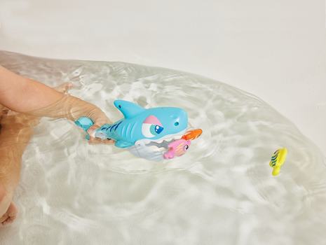 Splish 'N Splash Chomping Shark