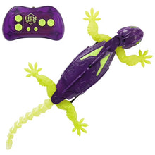 Load image into Gallery viewer, *Hex Bots Glow In The Dark Gecko
