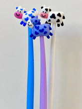 Load image into Gallery viewer, Cow Wiggle Gel Pen