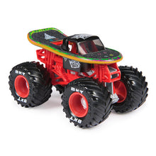 Load image into Gallery viewer, Monster Jam Monster Truck