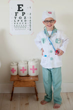 Load image into Gallery viewer, Green Doctor Set